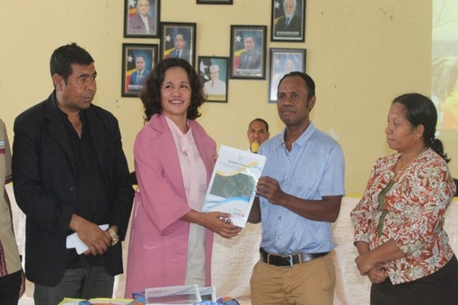 FHTL ho PAM Ainaro halo Lansamentu Peskiza Avaliasaun no Asaun Konservasaun ba Sustentabilidade Bee Matan Natural iha Postu Administrativu Maubisse no Bazartete