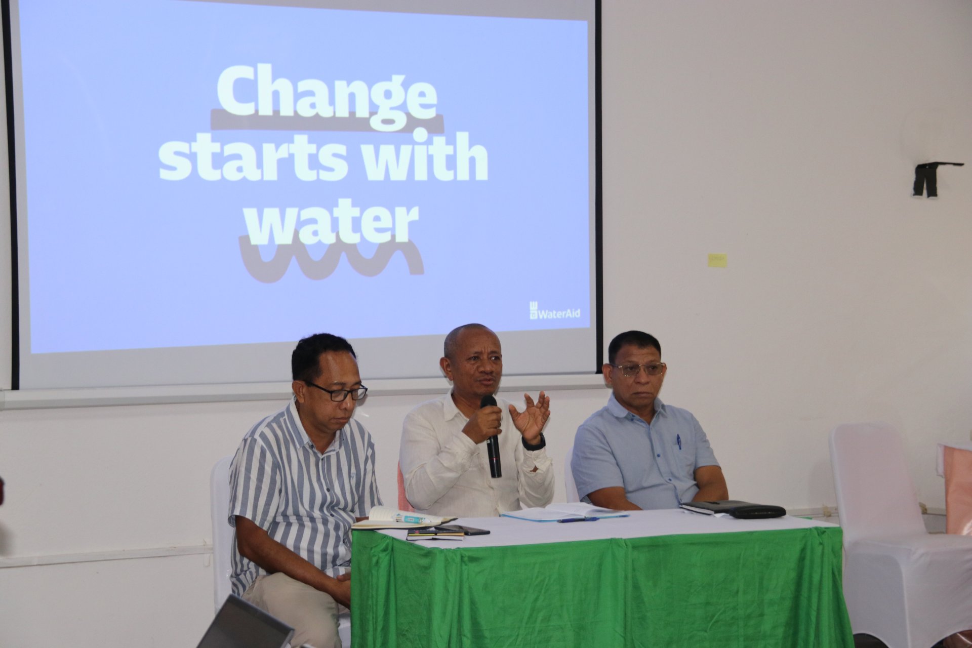 WaterAid Timor-Leste realiza workshop Seguransa Ai-han no seguransa bee